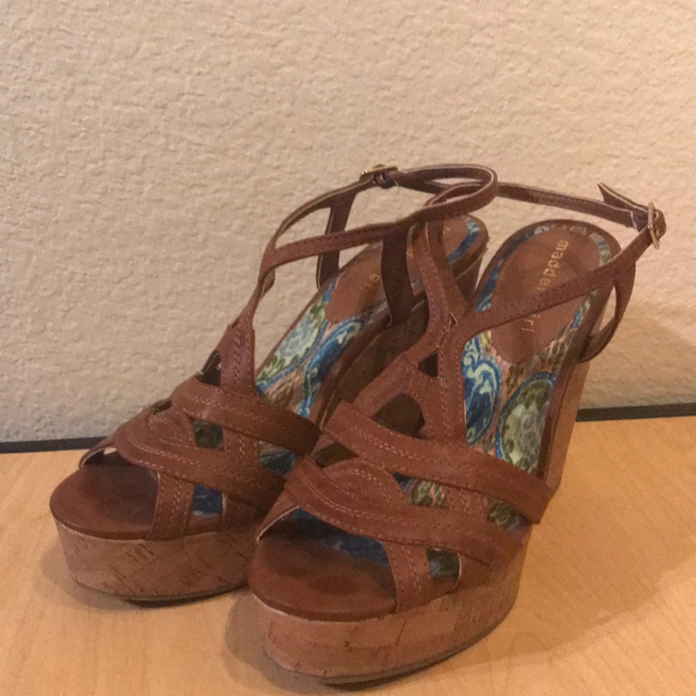 Madden girl wedges
